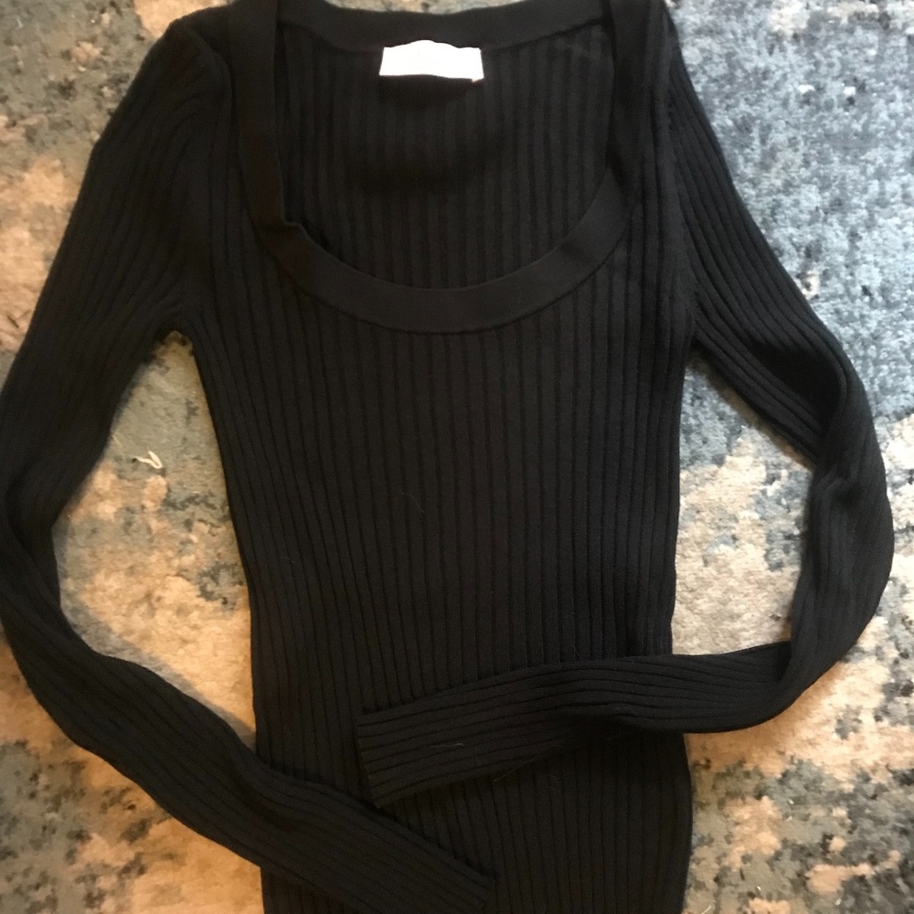 EVERLANE black ribbed U-neck top sweater size S